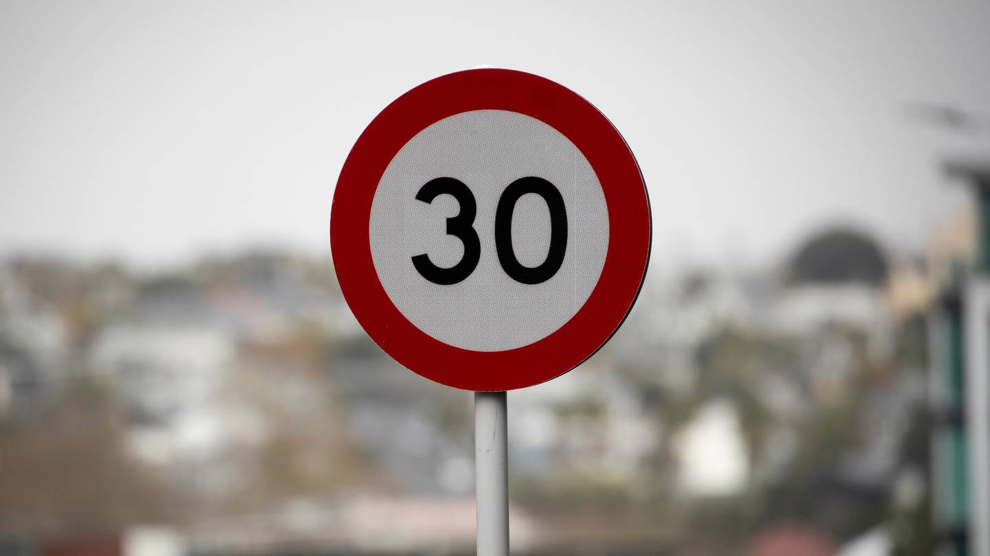 Labour's plan for lower speed limits would see hundreds of urban roads slowed to 30km/h. Photo / Dean Purcell