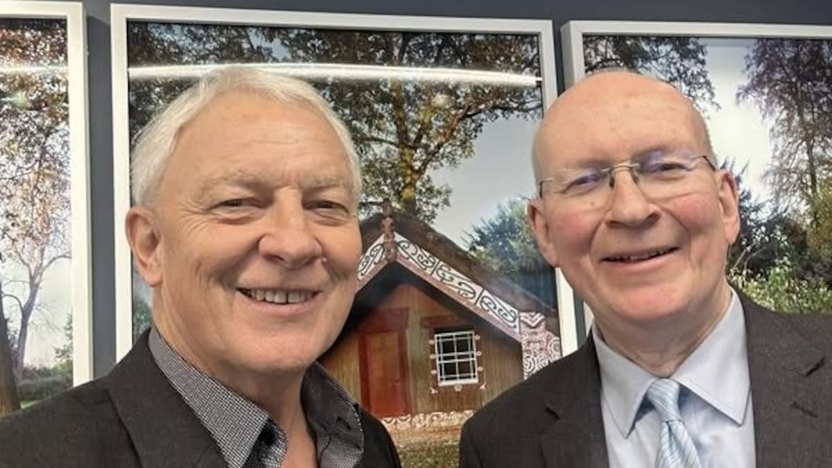 Phil Goff (left), with Marshal of the Diplomatic Corps Alastair Harrison, at a farewell for the former, who was sacked as UK High Commissioner last week.