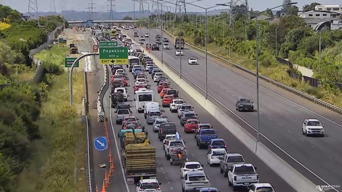 Southbound lanes are blocked due to a crash near the Beach Rd.