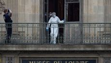 Louvre jewel theft: Police detain two men after Paris museum robbery