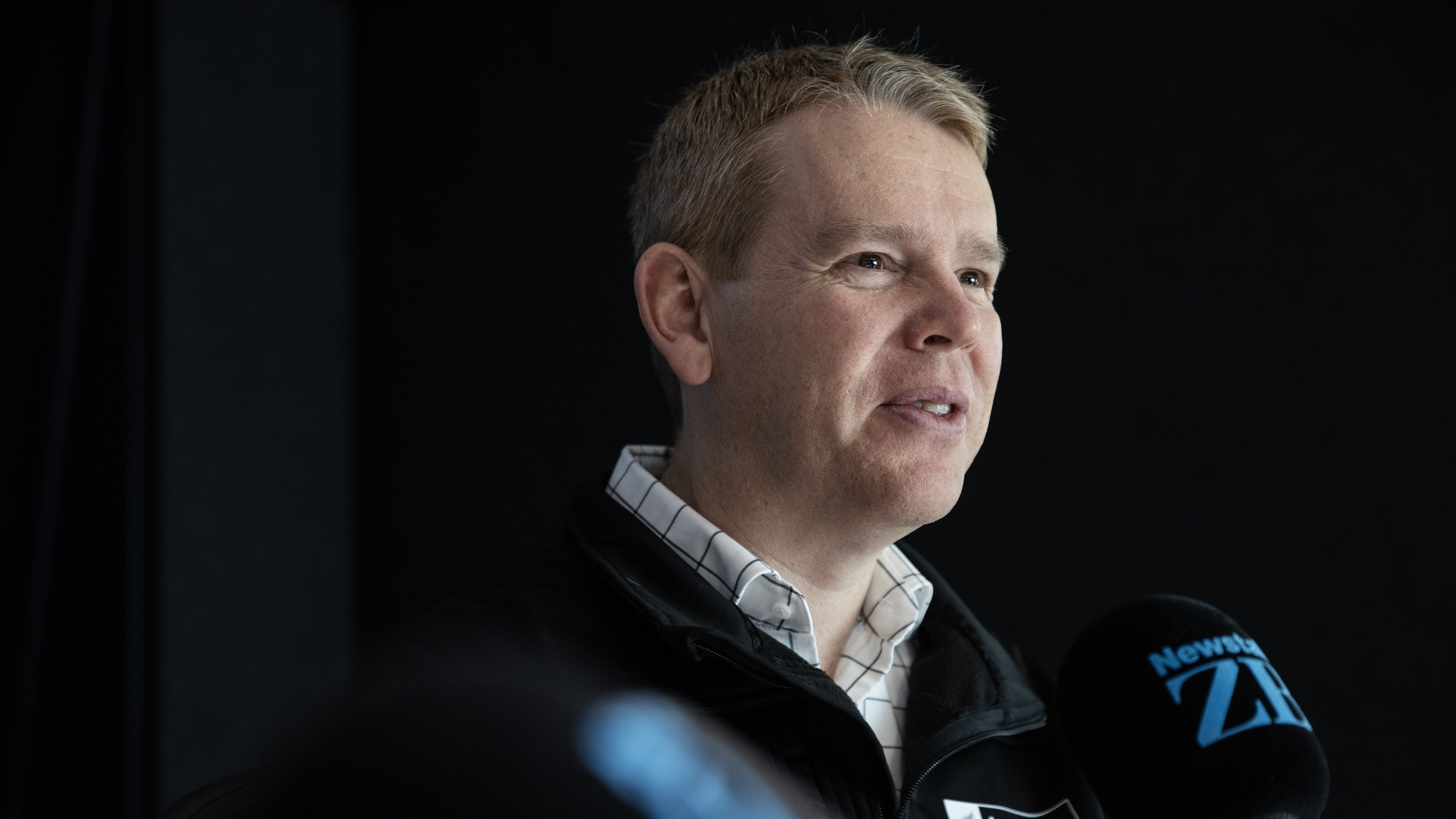 "Key's trying to mop up a mess Christopher Luxon made" - Chris Hipkins