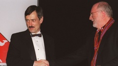 Rod Oram receives an award at the Qantas Media Awards at Skycity, June 23 2000. Photo / David Hallett