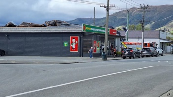 Severe winds rip roof off supermarket as wild storm batters Otago