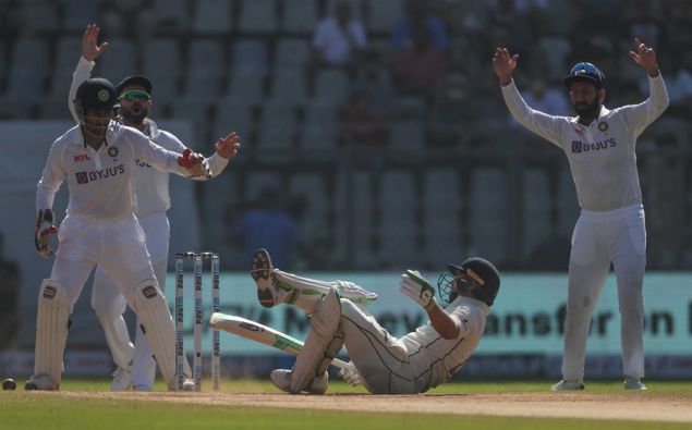 India have left the Black Caps in a tangle after three days of the second test. Photo / AP