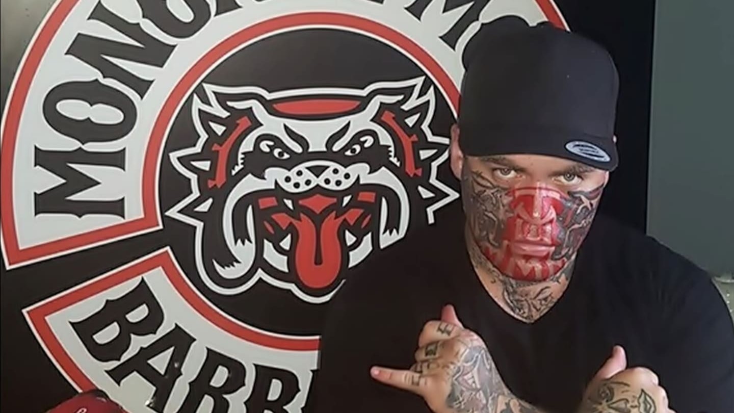 Te Kahui Kani has started the process to remove his facial tattoos. Photo / Facebook