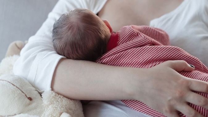 The baby died after not getting enough oxygen while feeding for the first time. Photo / 123RF