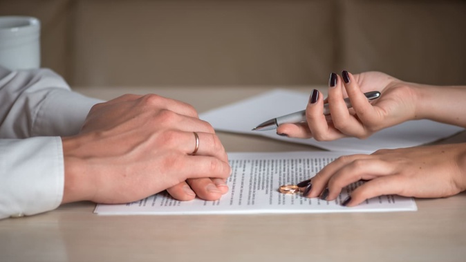 A US woman must return her engagement ring after a court reversed a longstanding ruling, saying a ring must be returned if the wedding falls through. Photo / 123rf