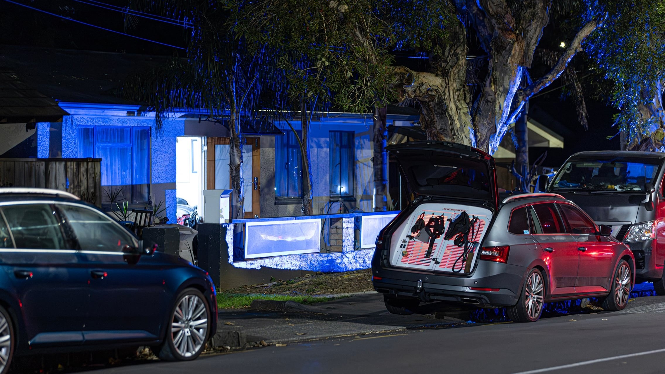 Person arrested over Mt Wellington shooting as armed police prepare to raid house