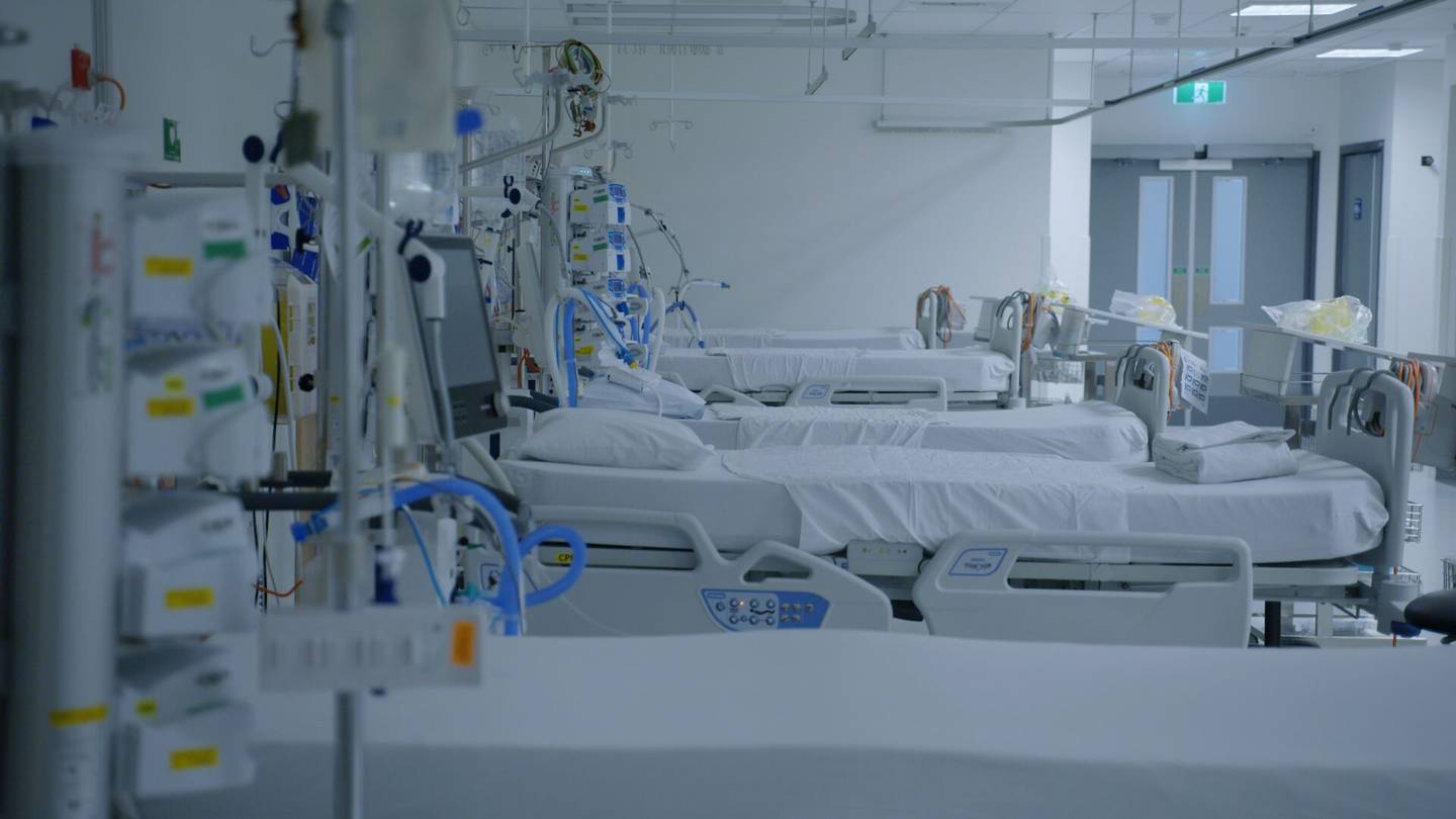 More people are being rushed to hospital with Covid but less are critically ill compared to last year's lockdown. (Photo / File)