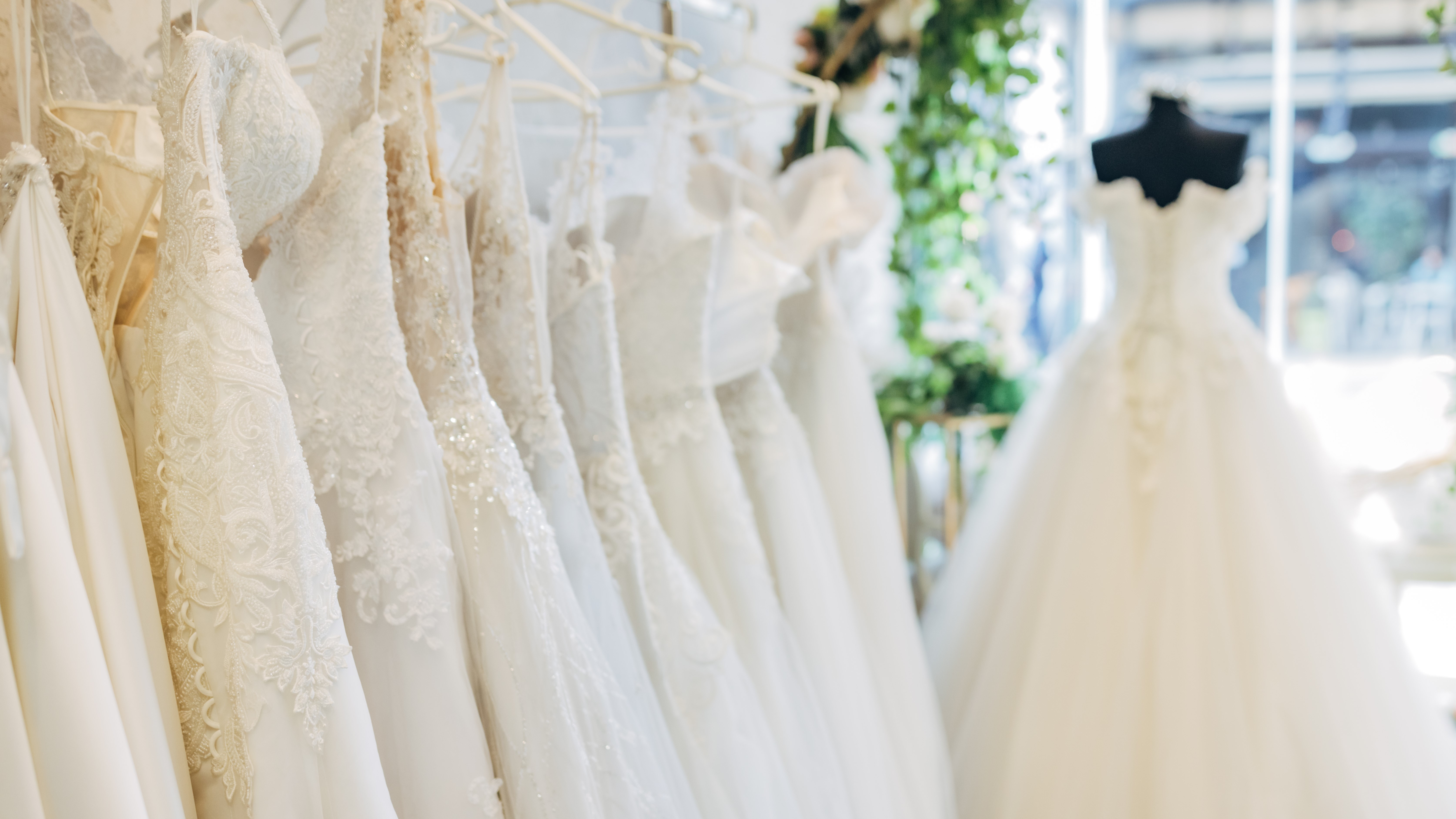 Bride-to-be on Ellerslie Boxing Day Races wedding with 15,000 attendees 