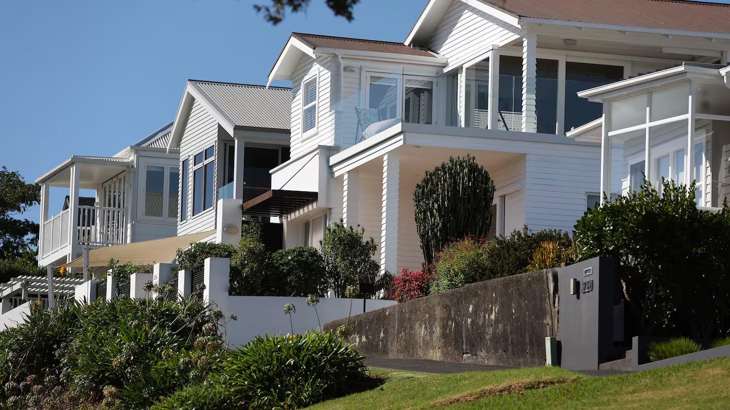 ANZ says Middle East conflict will mean house prices fall