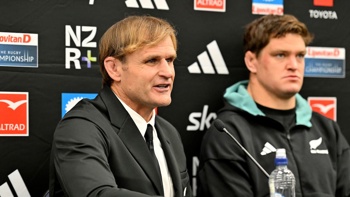 'Take it on the chin': Robertson, Barrett react to All Blacks' record loss