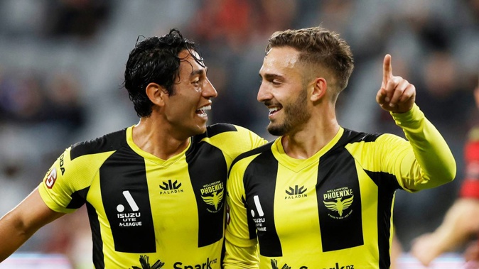 Reno Piscopo (R), celebrates his goal against the Western Sydney Wanderers. (Photo / Photosport)