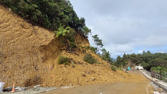 An active slip at the SH1 Brynderwyn Hills repair site has delayed the reopening by ‘a number of weeks’.