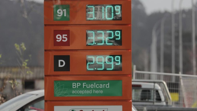Diesel prices in Swanson Rd, Auckland. (Photo / Michael Craig)