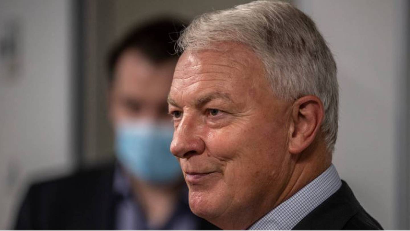 Auckland mayor Phil Goff is urging people to get vaccinated so we can enjoy the summer. (Photo / File)