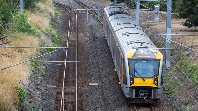 Aucklanders are being warned of significant delays on two train lines this afternoon, ahead of rush hour on the first day back to school and university for many. Photo / File