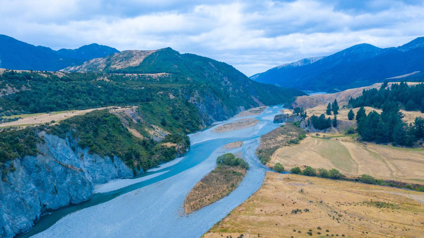 A rescue operation is under way in the Lewis Pass after a personal locater beacon was activated. Photo / 123RF