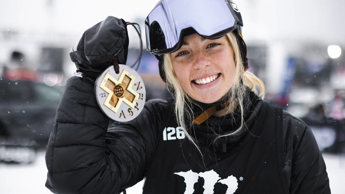 Zoi Sadowski-Synnott of New Zealand wins gold in the snowboard slopestyle event at the X Games Aspen. (Photo / Photosport)
