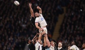 George Martin of England jumps against Scott Barrett of New Zealand in the line out during the Autumn Nations Series 2024 match between England and New Zealand All Blacks at Allianz Stadium on November 02, 2024 in London, England. (Photo by Warren Little/Getty Images)