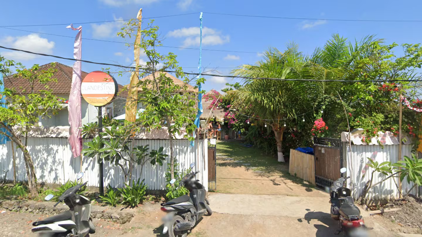 Backpackers estimate as many as 20 travellers fell sick at Clandestino Hostel in Canggu. Photo / Google Maps