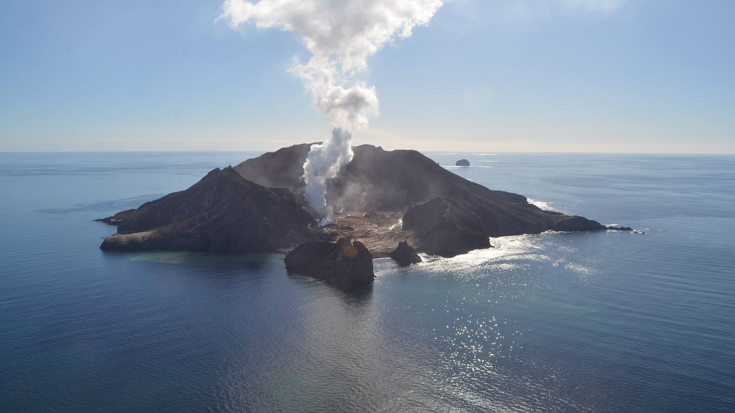 Tauranga Airport: Flights cancelled due to volcanic ash cloud from Whakaari/White Island