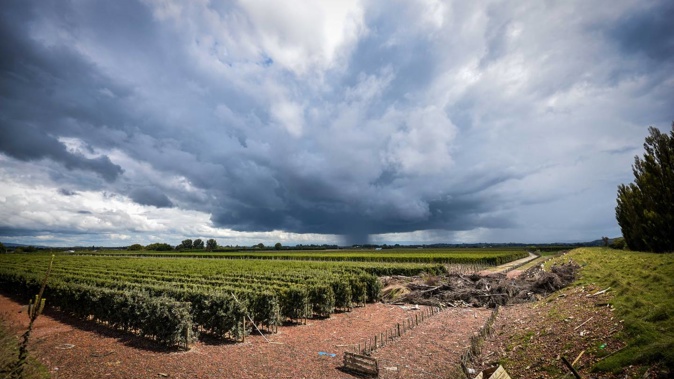 Storms brewing over the weekend near Hastings. Photo / Ian Cooper
