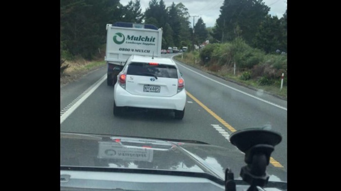 Traffic is building after State Highway 1 was closed between Puhoi and Warkworth. Photo / Allen Cox