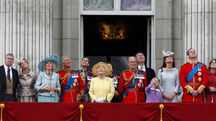 The Dutch version of Omid Scobie's controversial new book has reportedly named the royal who allegedly raised concerns over the colour of Prince Archie's skin. Photo / AP