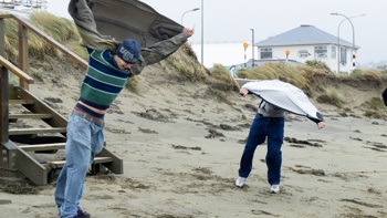 Wild Wednesday: Thunderstorms, strong winds and heavy rain charge north