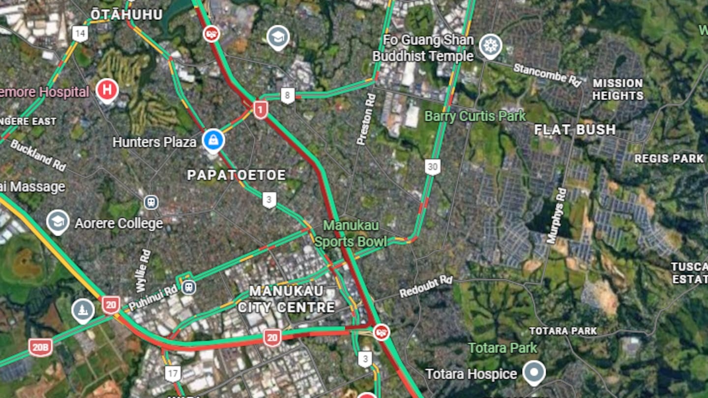 'Extensive' delays as car rolls in rush-hour crash on Auckland's Southern Motorway, lanes blocked