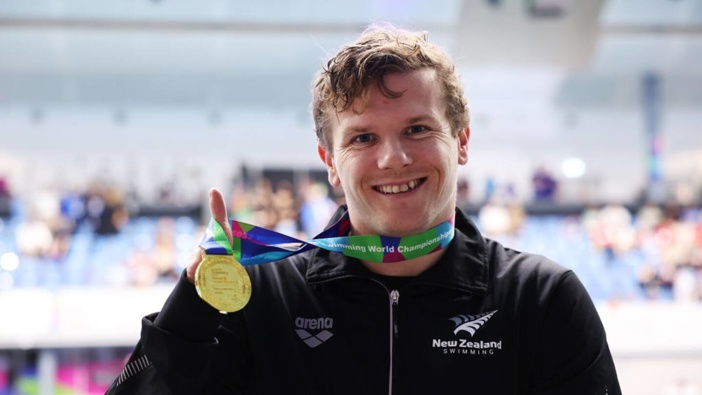 Cameron Leslie after winning gold in the the Men's 50m Backstroke S4 at the Para Swimming World Championships Manchester 2023. Photo / Getty Images