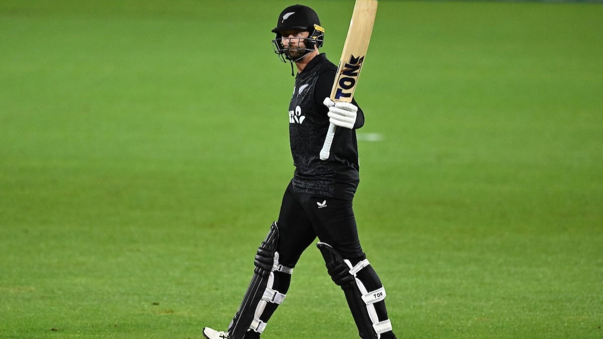 Conway gives up franchise T20 cash to push for Black Caps World Cup spot