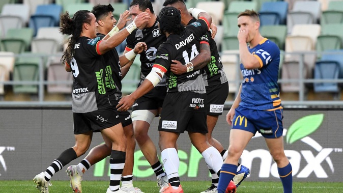 Lolagi Visinia scores for Hawkes Bay during a Ranfurly Shield win over Otago. (Photo / Photosport)