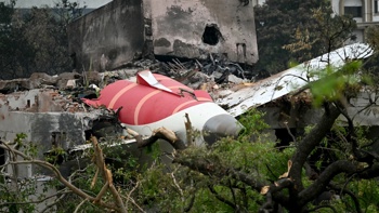 Air India crash: Pilot asked colleague why he cut off fuel control switches seconds after takeoff