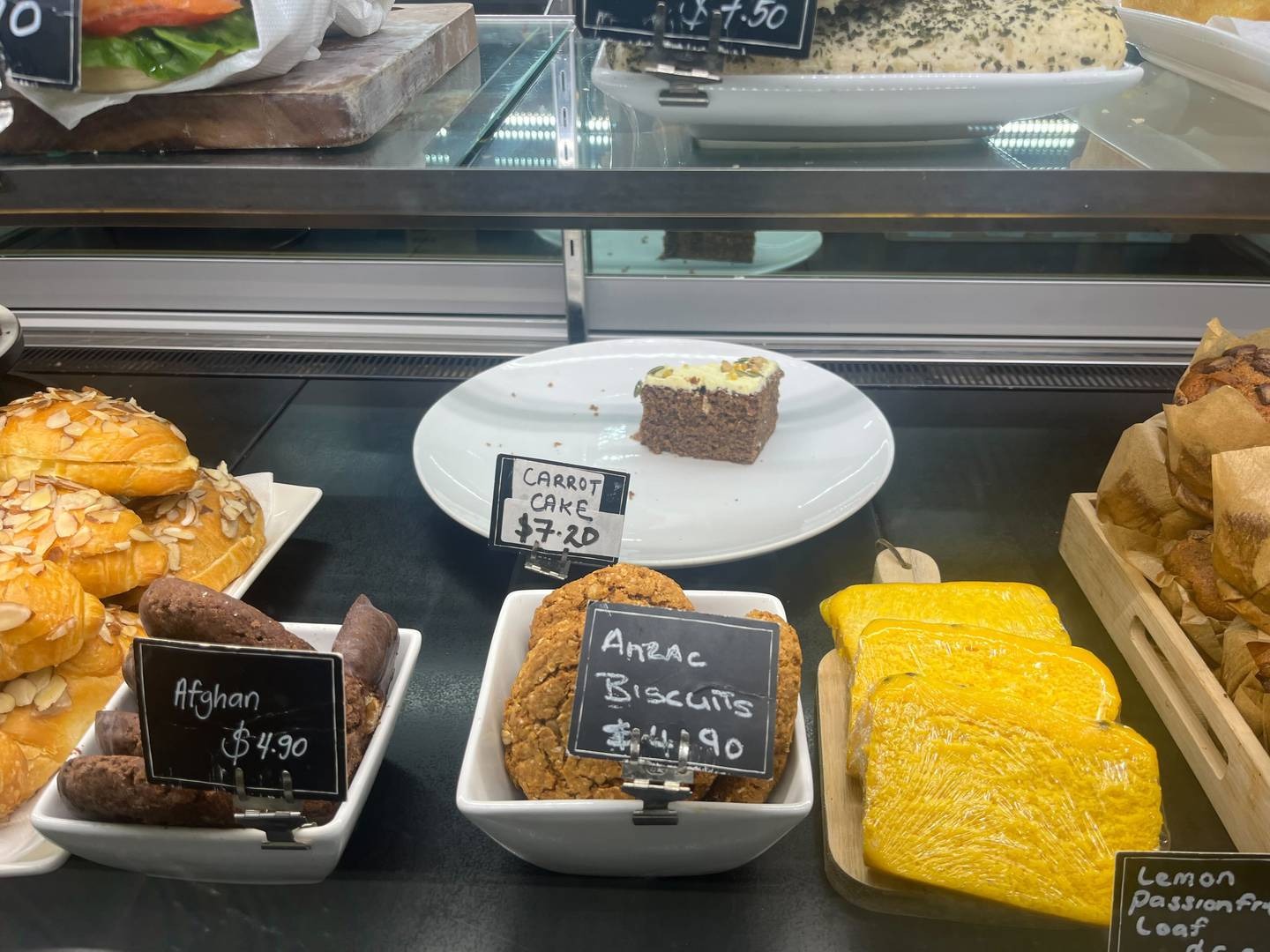 Only one slice of carrot cake - at a price of $7.20 - remained when the Herald visited The Coffee Club LynnMall in Auckland last night. Photo / Benjamin Plummer