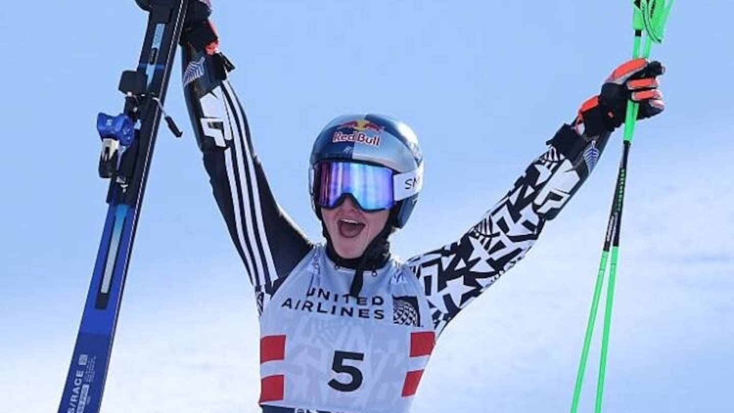 Alice Robinson storms to giant slalom win at Copper Mountain World Cup
