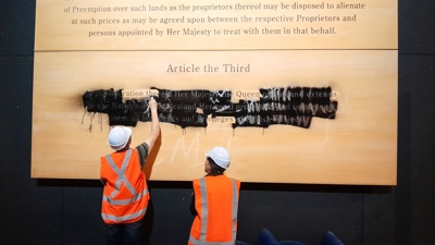 Te Papa removes defaced Treaty of Waitangi panel