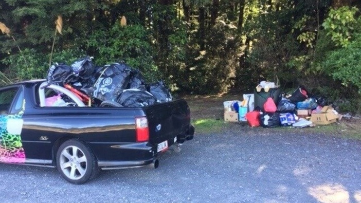 David Nottage says increased traffic on the Desert Rd detour is overwhelming bins at rest stops.