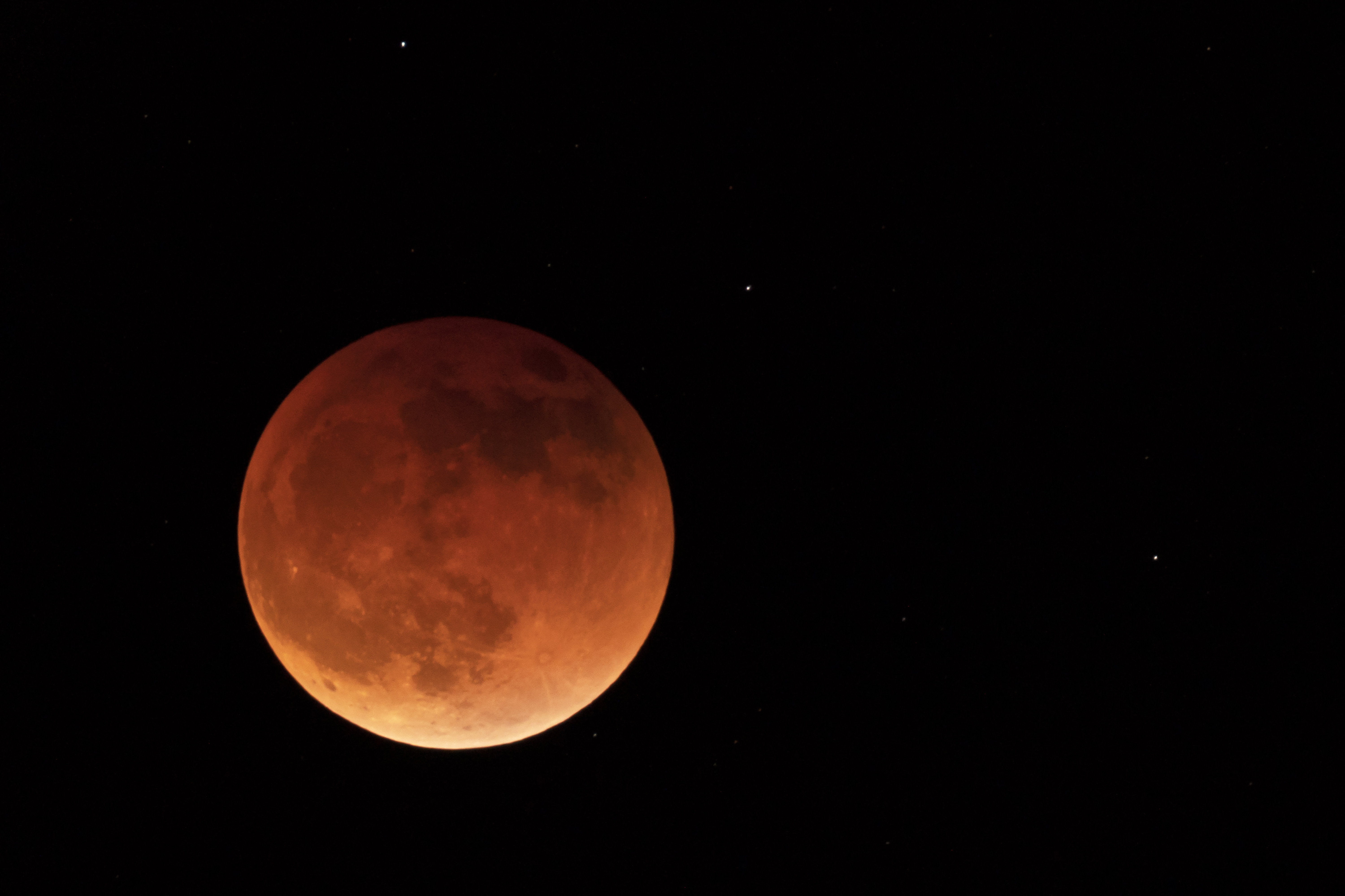 A Tuesday, Nov. 8, 2022 total lunar eclipse will be visible throughout North America in the predawn hours (the farther west, the better) and across Asia, Australia and the rest of the Pacific after sunset. Photo / AP