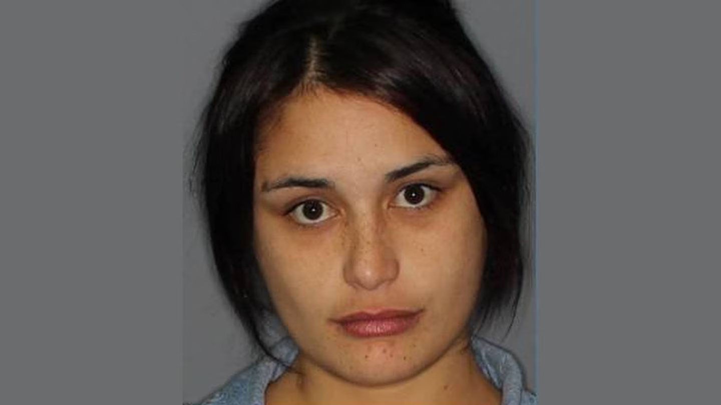 Nastashia Edwards is wanted in connection with a hit-and-run in which a young woman was pinned against a tree in Napier. Photo / NZ Police