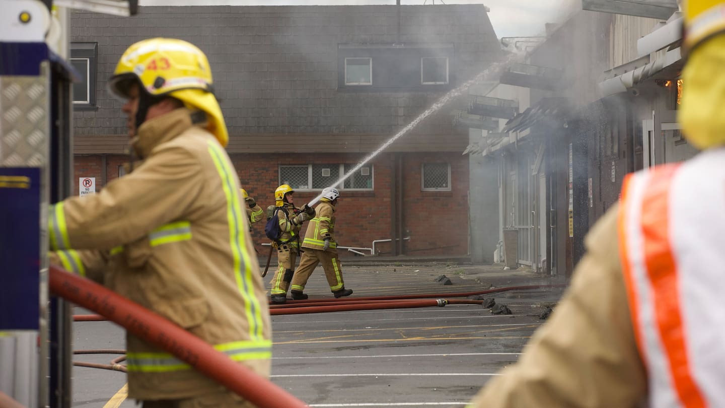 'Gambling with the public’s safety': Firefighters union and bosses clash after Pakūranga blaze