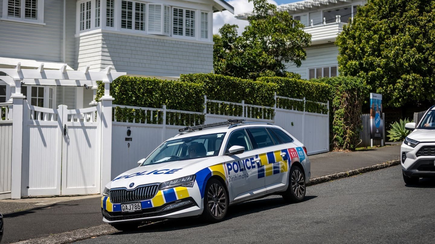Police seek pool visitors after unexplained Devonport death on New Year’s Day