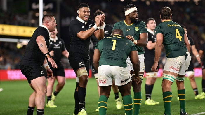 Tupou Vaa'i of New Zealand celebrates a lineout penalty during The Rugby Championship match between the New Zealand All Blacks and South Africa Springboks at Eden Park on September 06, 2025 in Auckland, New Zealand. (Photo by Hannah Peters/Getty Images)