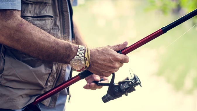 A human skull padlocked to an exercise dumbbell has been fished out of a New Orleans waterway. Photo / 123RF