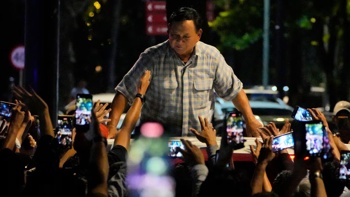 Former general claims unofficial victory in Indonesia elections 