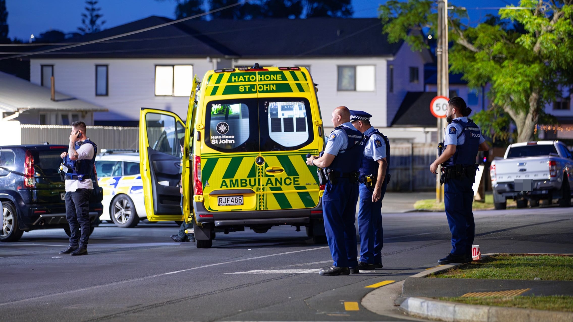 Person critically injured after alleged stabbing in East Auckland, report another person has died