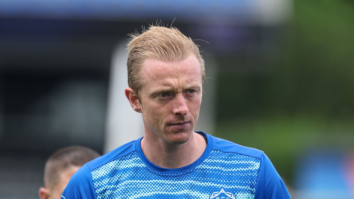 All White de Vries out for rest of A-League regular season with calf injury