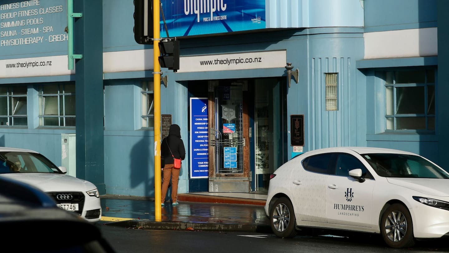 Newmarket public pool pervert: Swimmers left in the dark over whether they were victims