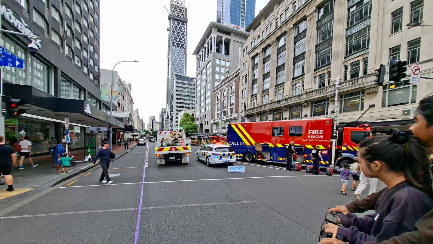 Firefighters battle basement blaze in downtown Auckland heritage building